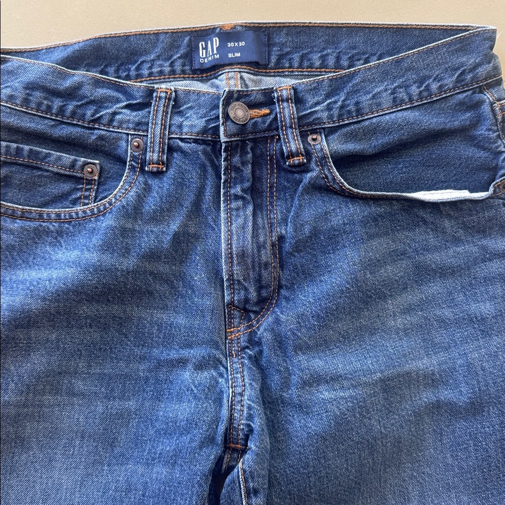 GAP Women's Straight Leg Blue Jeans